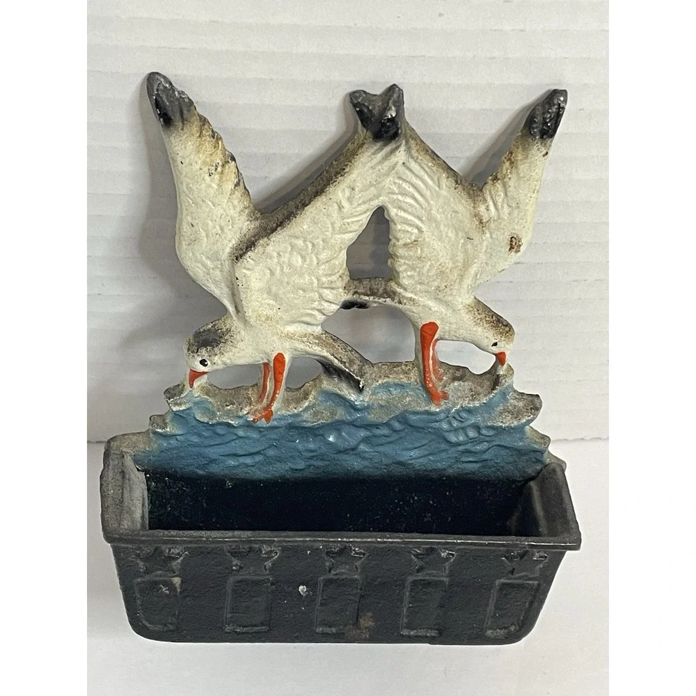 Seagull Match Holder Cast Iron Mid Century 5.5 x 4